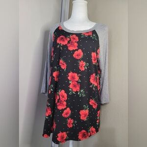 NWOT! Chris & Carol Womens 3/4  Sleeve Rose Blouse, Womens Size Medium